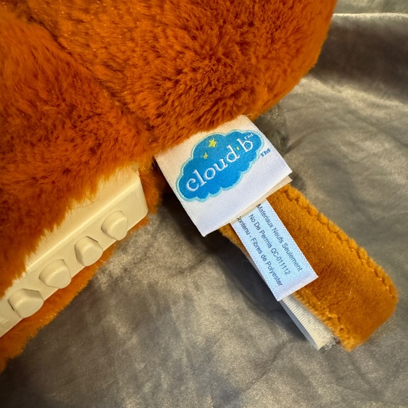 Frankie the Fox Plush Musical & White Noise Sound Machine - Picture 7 of 8